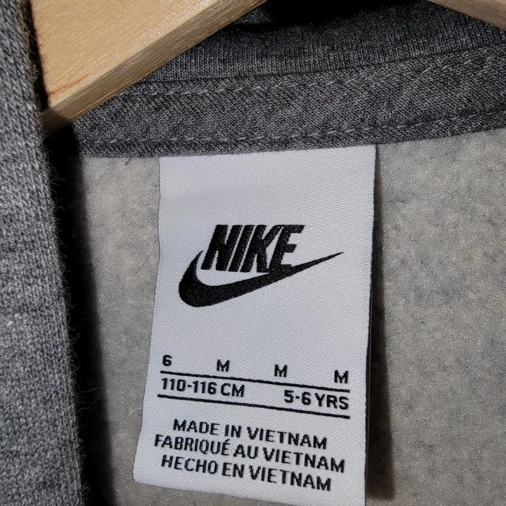Nike Hoodie Girl's size 6 - Gray with pink - New with Tags - Picture 2 of 4